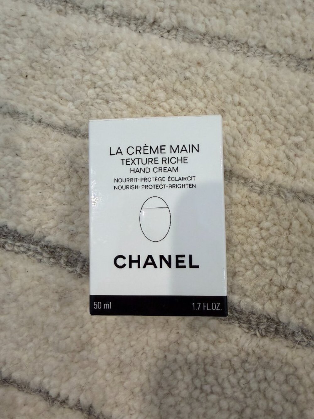 CHANEL - LA CRÈME MAIN TEXTURE RICHE 1.7 oz.